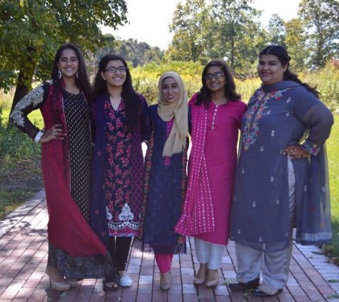 (left to right) Zaina Rihman ('19), Misbah Khan ('19), Bushra Kagzi (LHS student), Safia Tayyabi ('17), Minha Khan ('17)